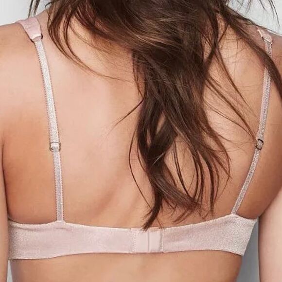 Victoria's Secret NWT Sparkle Pink Velvet Plunge Padded Wireless Bralette Bra M - Picture 2 of 7